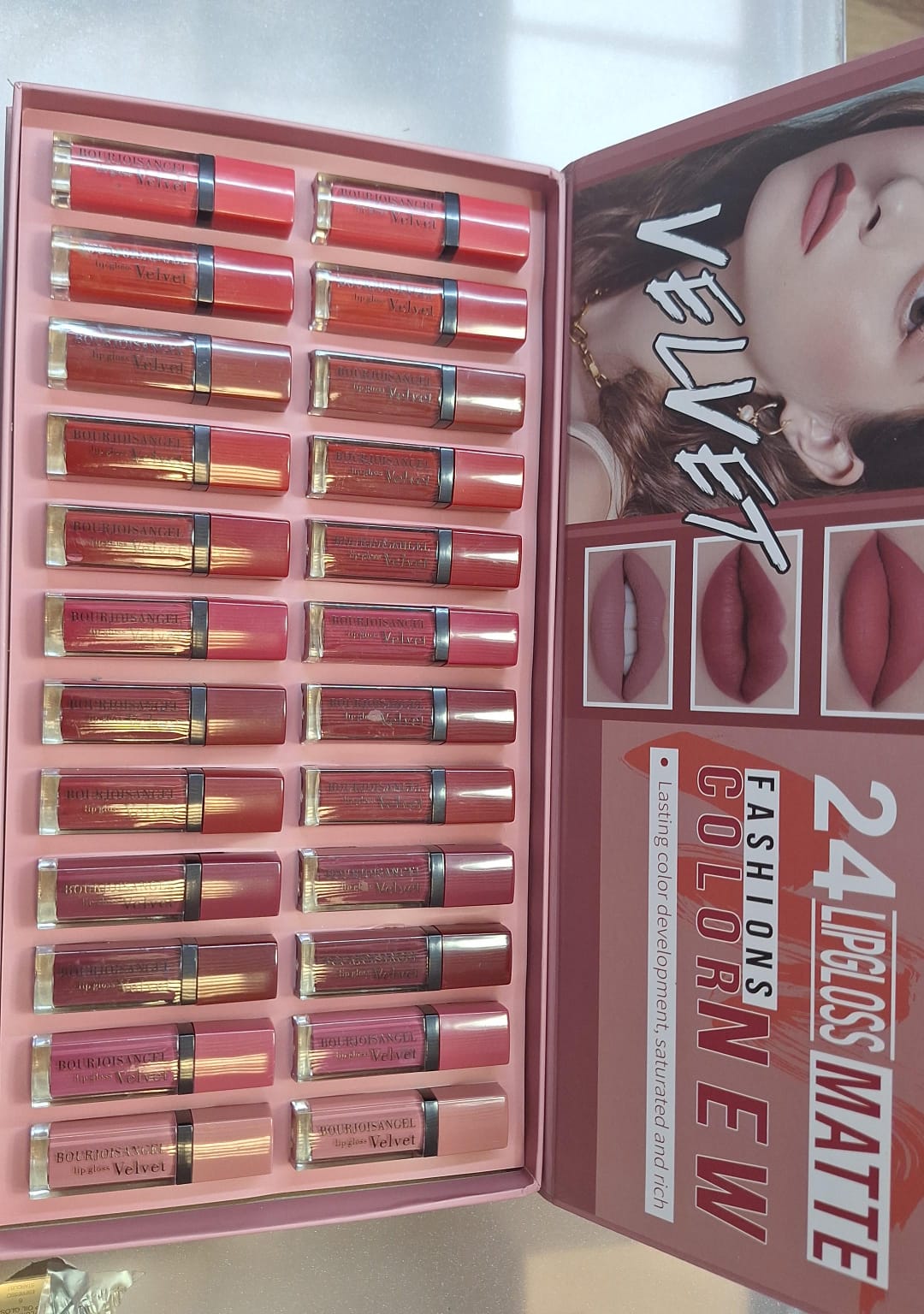 24lipgloss